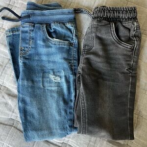 {boys} 2 pairs of Cat & Jack Jeans